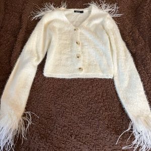 Boohoo size m white button up sweater